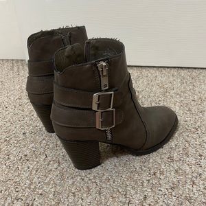 Brown/Tan Booties